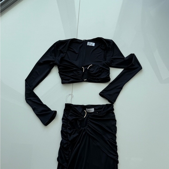 Black Oh Polly skirt set with gold detail - Picture 2 of 6